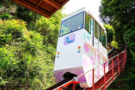 つなぎ四季彩温泉モノレール車両更新 2 つなぎ四季彩温泉モノレール車両更新 2