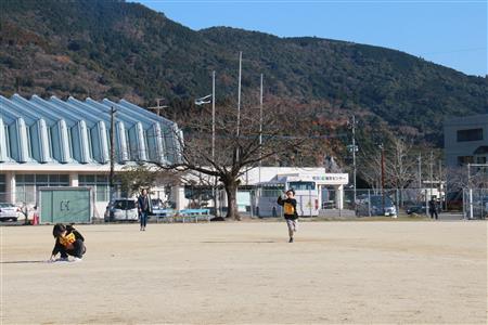 新春の集い親子たこあげ大会 新春の集い親子たこあげ大会