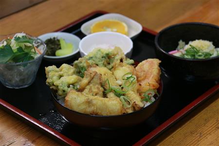 太刀魚フェア(かねやまうどん) 太刀魚フェア(かねやまうどん)