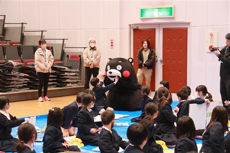 サラダ玉段ボール制作(3) サラダ玉段ボール制作(3)