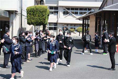 中学校卒業式3 中学校卒業式3