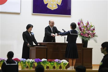 中学校卒業式2 中学校卒業式2