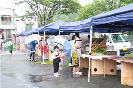 つなぎ FARM マルシェ つなぎ FARM マルシェ
