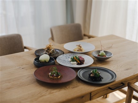 つなぎ温泉ホテル四季彩ディナー提供開始 つなぎ温泉ホテル四季彩ディナー提供開始